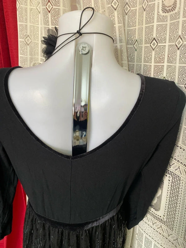 Abito Longuette Intimissimi Interamente di Paillettes e Pizzo