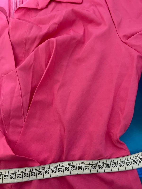 Bellissima Tuta Elegante Con Fusciacca a Cintura misure nelle foto