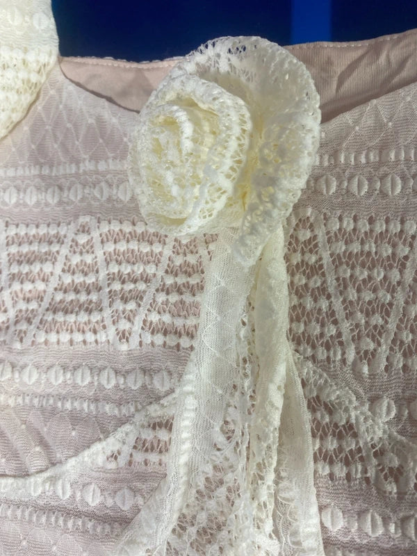 Top Maglia in Pizzo con Voilant Con Spilla & Gonna in Tartan Cappello In Regalo Misure In Foto