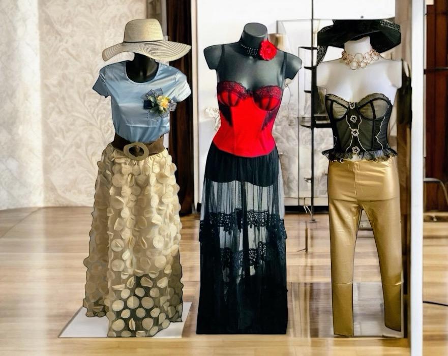 Abbigliamento donna vintage e second hand - Jack&Ros
– Abbigliamento donna vintage e second hand - Jack&Ros