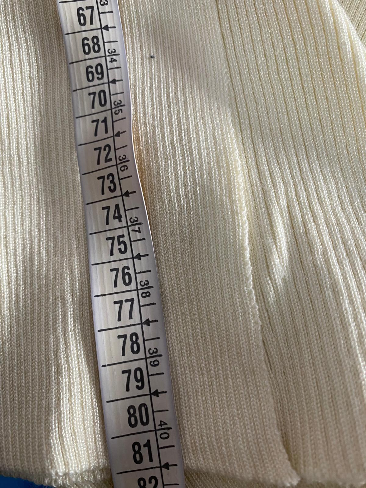 Gonna Longuette in Lanetta & Top Misure nelle foto