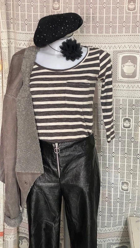 Pantalone Ecopelle Con Top Misure Nelle Foto