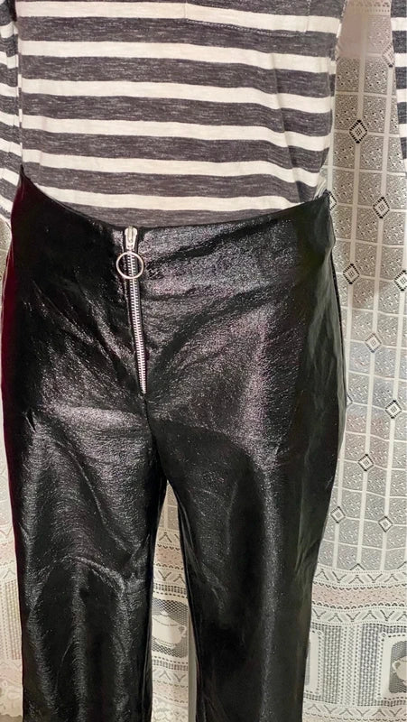 Pantalone Ecopelle Con Top Misure Nelle Foto