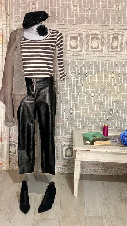Pantalone Ecopelle Con Top Misure Nelle Foto