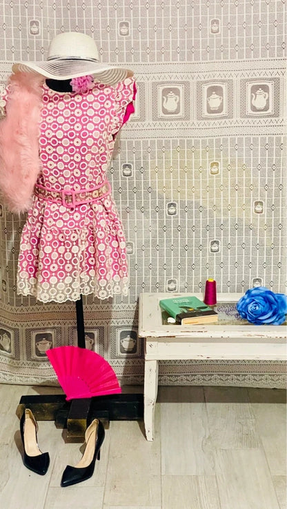 Vestito Particolare Misure Nelle Foto