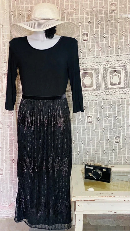 Abito Longuette Intimissimi Interamente di Paillettes e Pizzo