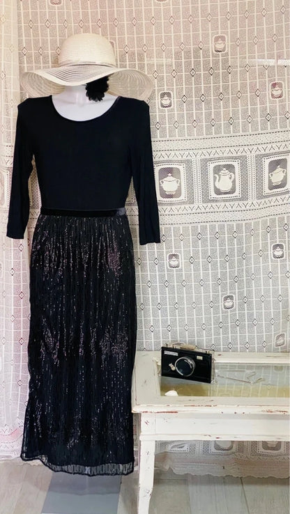 Abito Longuette Intimissimi Interamente di Paillettes e Pizzo