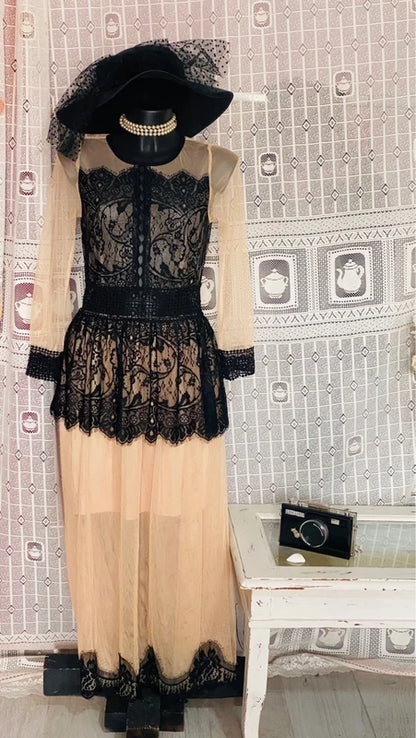 Abito Lungo Vintage Gothic  in Tulle e Pizzo