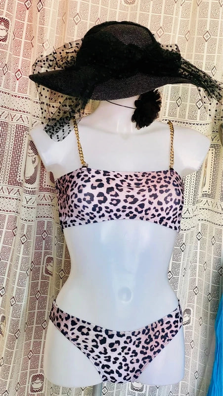 Bikini Costume Shein & Leggins in Regalo