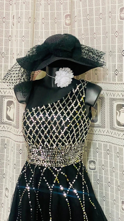 Abito Elegante Vintage Monospalla con Paillettes in Tulle