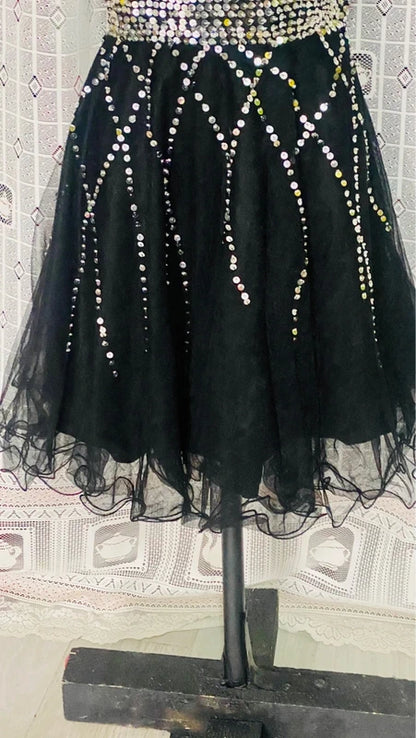 Abito Elegante Vintage Monospalla con Paillettes in Tulle