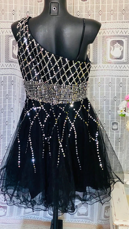 Abito Elegante Vintage Monospalla con Paillettes in Tulle