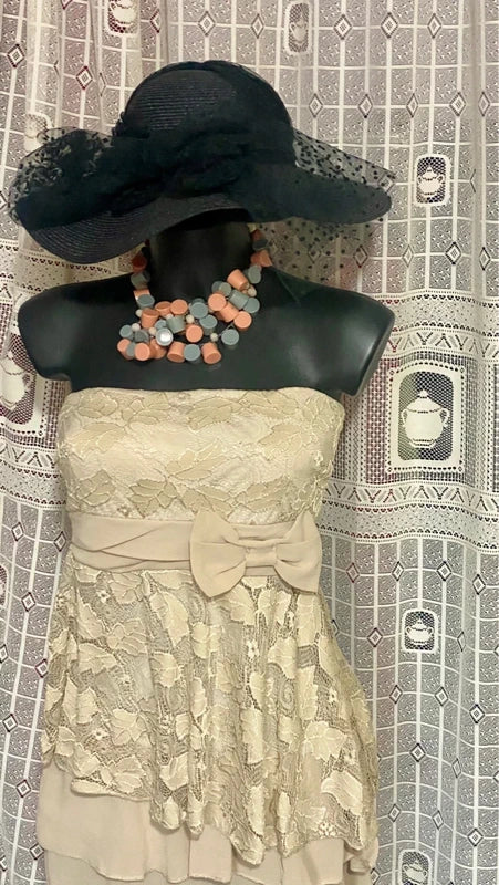 Vintage Floral Lace Bandeau Dress