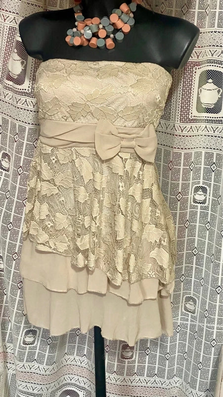 Vintage Floral Lace Bandeau Dress