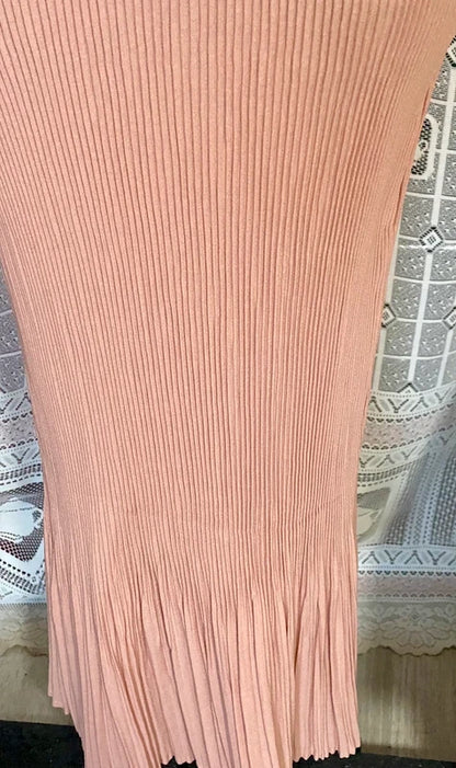 Abito Incantevole in Pizzo Plissettato