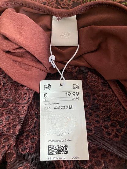 H&amp;M Longuette Lace Dress