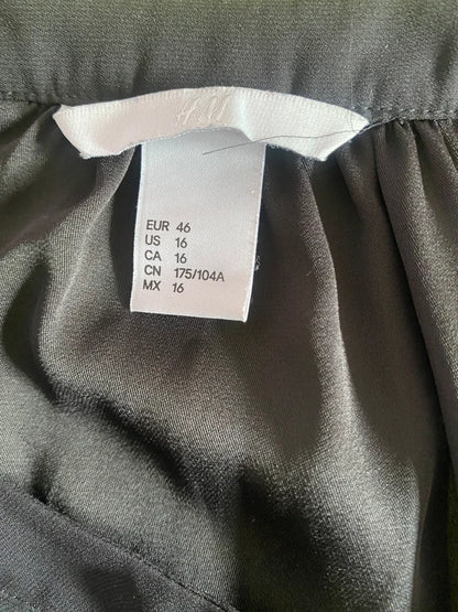 H&amp;M lace longuette dress