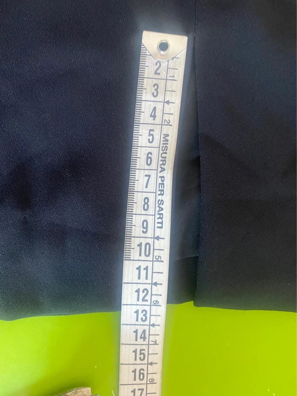 Sheath dress with voile and white edges