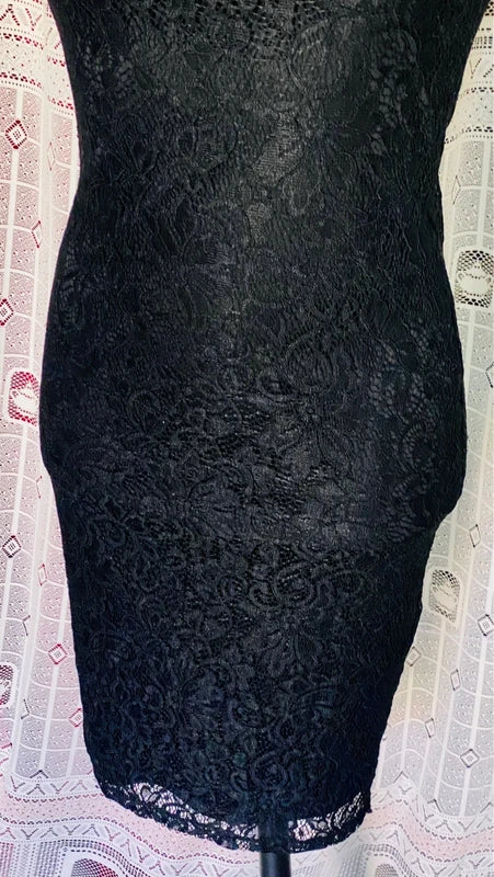 Tubino nero in pizzo Zara