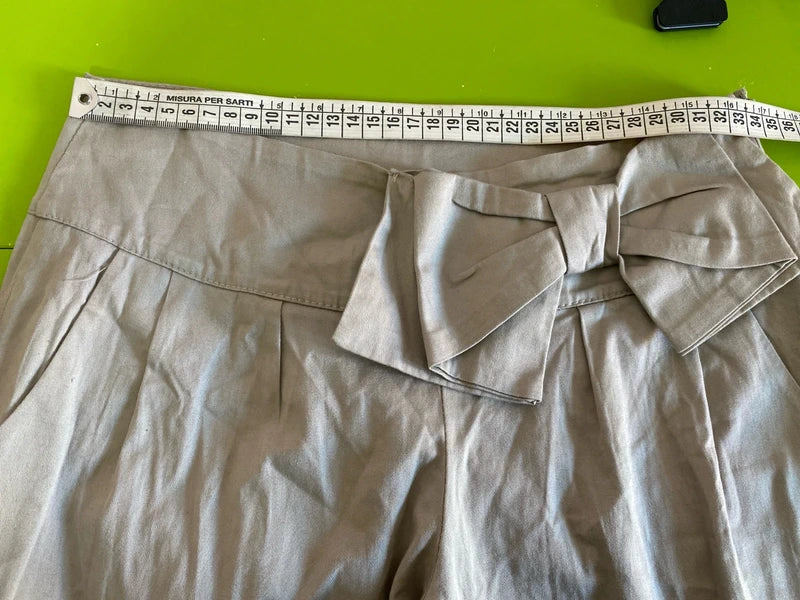 Top pizzo e Pantalone con fiocco