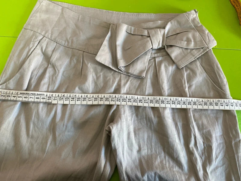 Top pizzo e Pantalone con fiocco