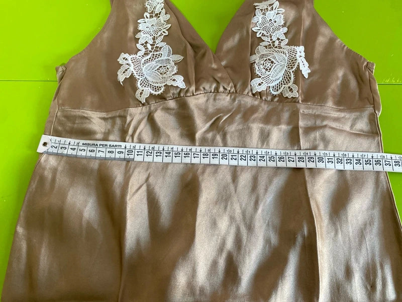Top pizzo e Pantalone con fiocco