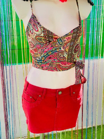 Top ad incrocio e Minigonna in Denim