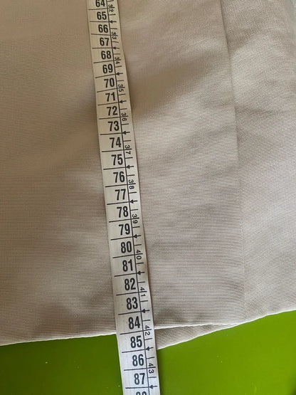 Abito Vintage con Spilla