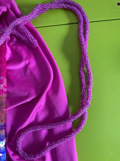 Complete with pharaonic style skirt and top