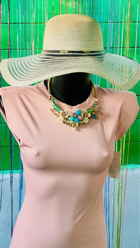 Abito longuette spacco sul laterale