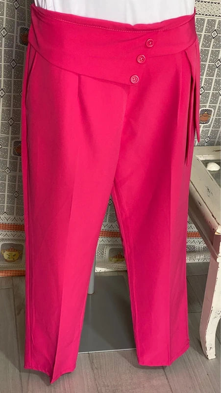 Curvy trousers and T-shirt set