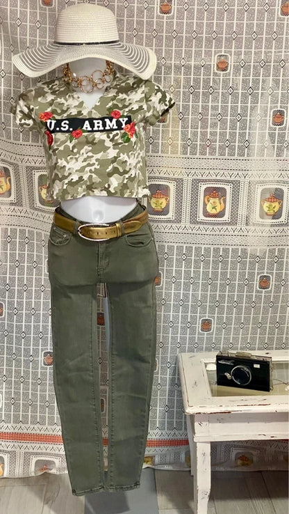 Jeans Push-Up modellante e Top