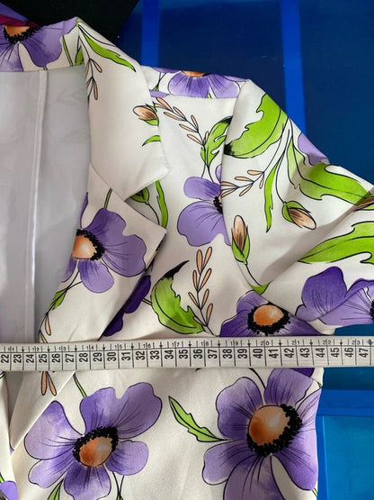 Vintage Dress with Belt and Vitty Necklace