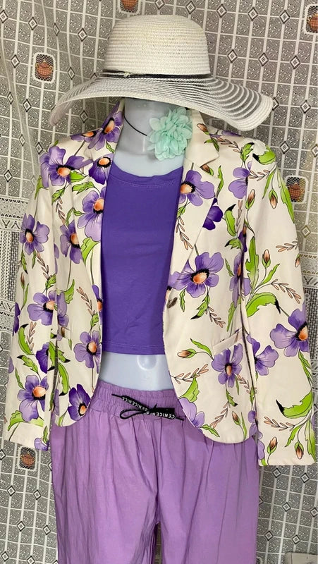 Vintage Dress with Belt and Vitty Necklace