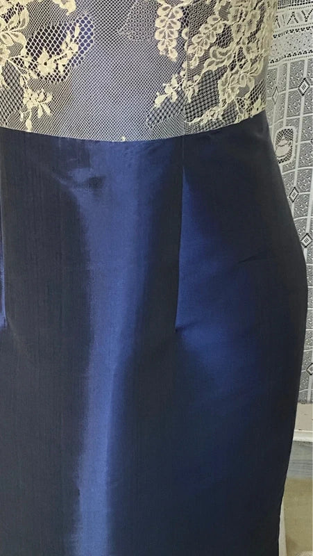 Elegant dress with lace bolero