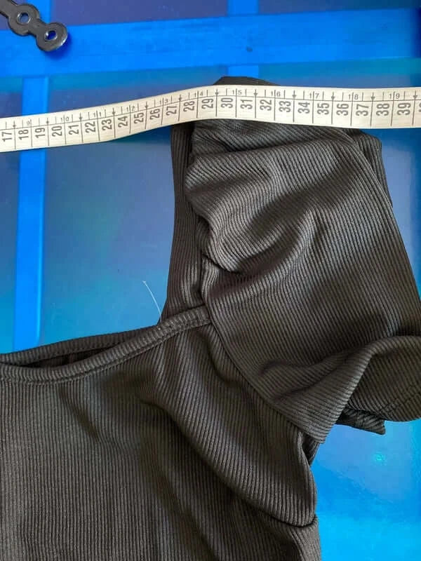 Boho outfit with puff sleeves