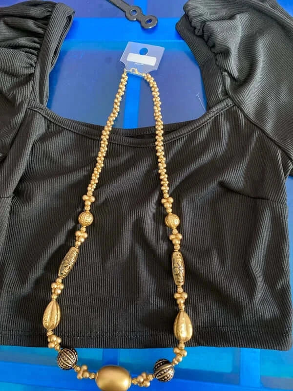 Boho outfit with puff sleeves