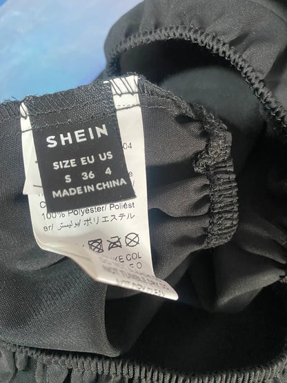 Top con Paillettes e Gonna Midi Silver