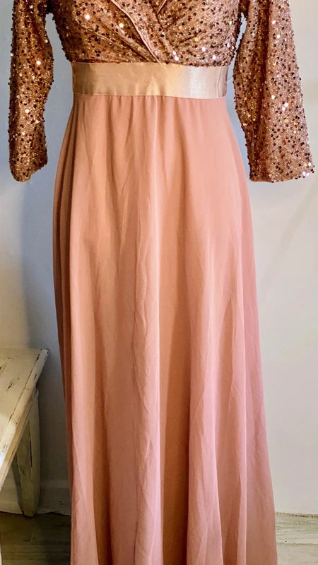 Abito Elegante Con Paillettes & Chiffon Misure nelle Foto