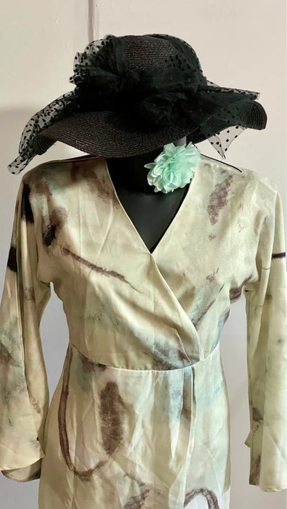 Abito Midi Longuette Con Scollo V Maniche Lunghe A Campana Misure Nelle Foto