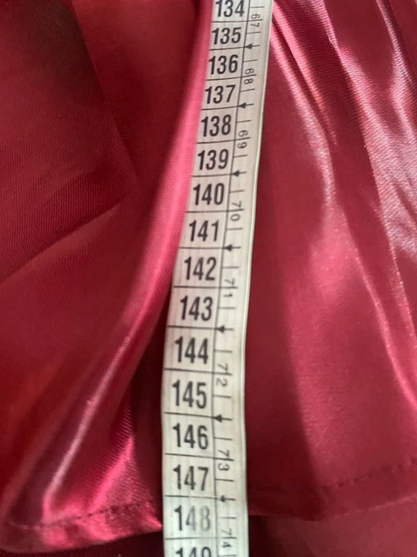 Abito Lungo Da Sera Bordeaux In Taffetà Con Scollo A Barca Misure Nelle Foto