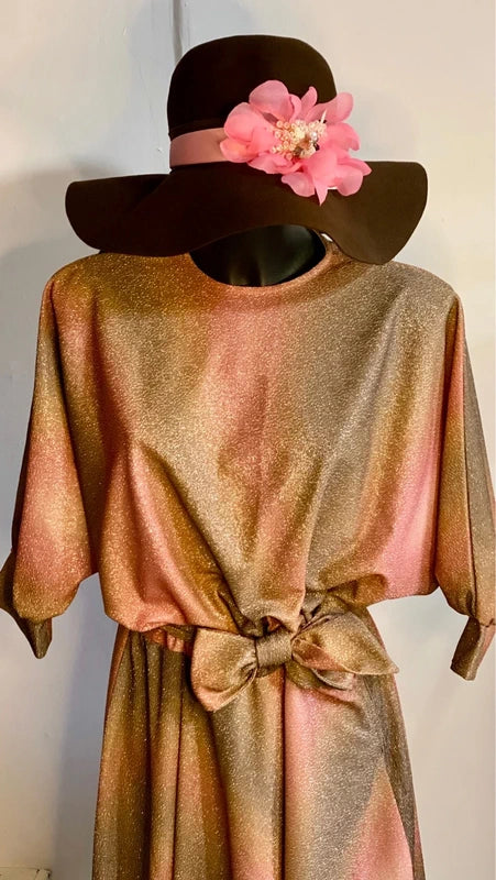 Abito Curvy Glitterato Con Fusciacca Misure Nelle Foto