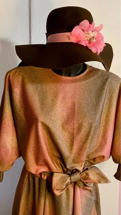 Abito Curvy Glitterato Con Fusciacca Misure Nelle Foto