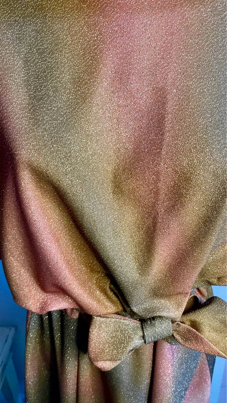 Abito Curvy Glitterato Con Fusciacca Misure Nelle Foto