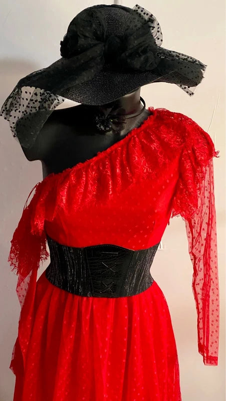 Abito Rosso In Tulle Con Pois Maniche In Pizzo Misure In Foto