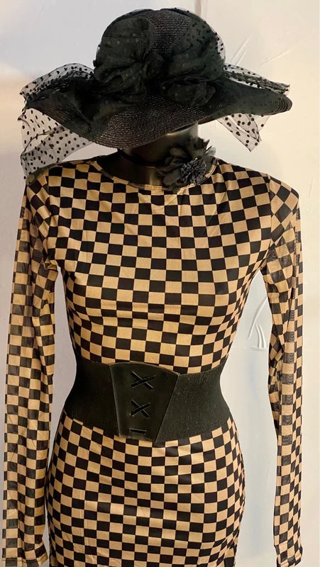 Abito Longuette A Quadri Elastico Maniche A Guanto Misure Nelle Foto