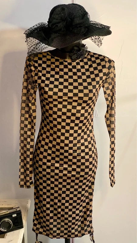 Abito Longuette A Quadri Elastico Maniche A Guanto Misure Nelle Foto