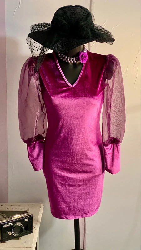 Abito In Velluto Con Maniche A Sbuffo Misure In Foto