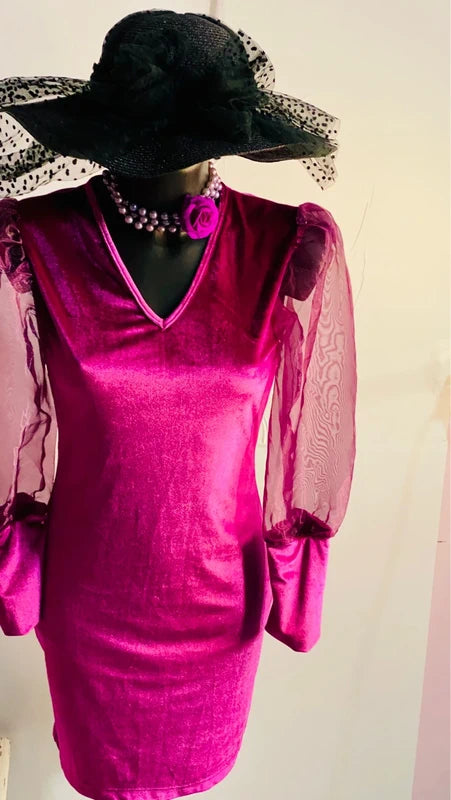 Abito In Velluto Con Maniche A Sbuffo Misure In Foto