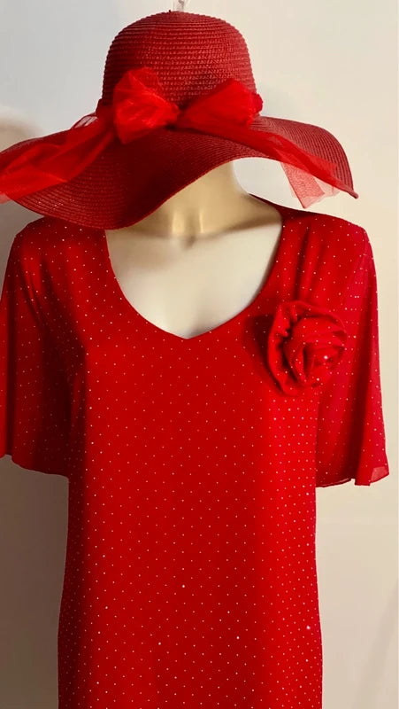 Abito Rosso Curvy Con Strassini & Spilla da una L fino ad una Taglia 60 Misure nelle Foto